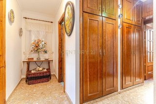 Chalet en venta en Guadix