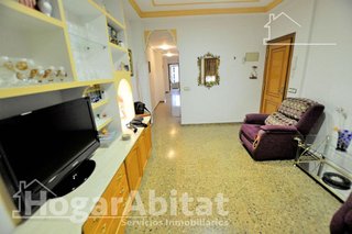 Chalet en venta en Núcleo Urbano en Pobla de Vallbona (la)