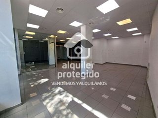 Local comercial en venta en Valderas - Los Castillos en Alcorcón
