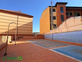 Piso en venta en Zona Entrada - Gasolineras en Ocaña