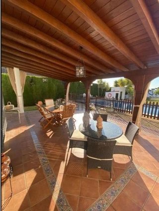 Chalet en venta en Montequinto en Dos Hermanas