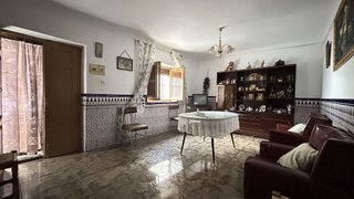 Casa adosada en venta en Illora