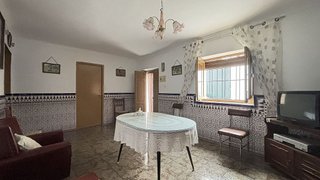 Casa adosada en venta en Illora
