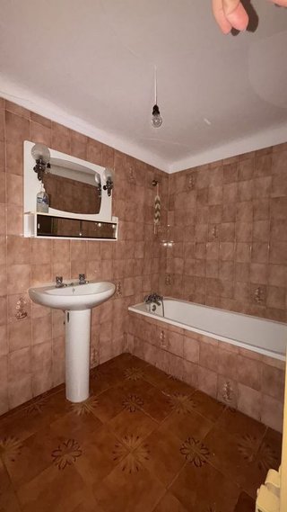 Casa adosada en venta en Illora