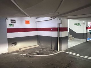 Garaje en alquiler en Paseo Sagasta en Zaragoza