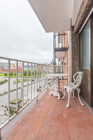 Piso en venta en Centro en Gijón