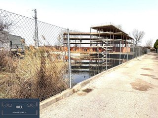 Terreno en venta en Cabanillas del Campo