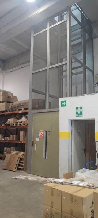 Nave industrial en alquiler en Port en Badalona