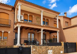 Casa adosada en venta en Azucaica - Santa María de Benquerencia en Toledo