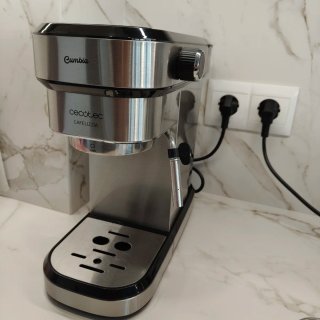 Portafiltro y Tamper Cafetera Cecotec