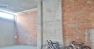 Local comercial en alquiler en Paus - Poligono San Blas en Alicante