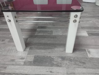 Mesa de centro de cristal y metal