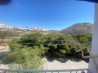 Piso en venta en Vistahermosa en Alicante