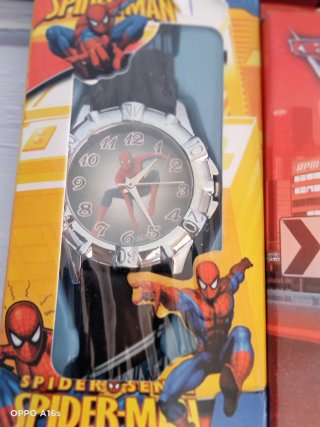 Lotes de relojes infantiles Disney y Marvel