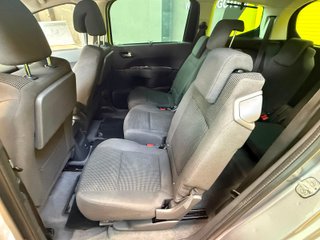 Peugeot 5008 2016