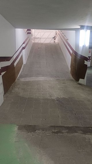 Garaje en venta en Molino de la Vega en Huelva