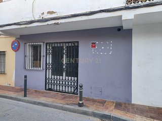 Local comercial en venta en Arroyo de la Miel en Benalmádena