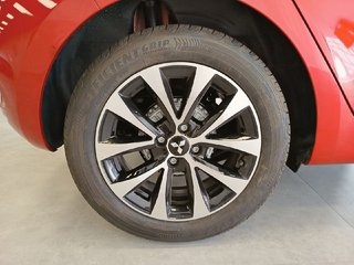 Mitsubishi Colt 100T Motion