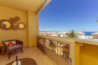 Piso en venta en Calaburra - Chaparral en Mijas