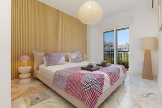 Piso en venta en Calaburra - Chaparral en Mijas