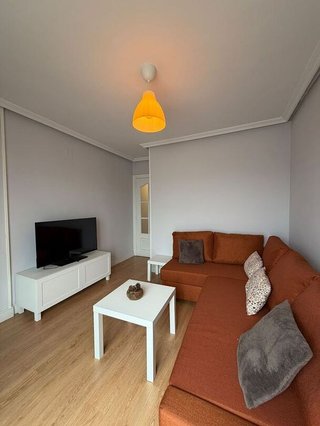 Piso en alquiler en Perchera en Gijón