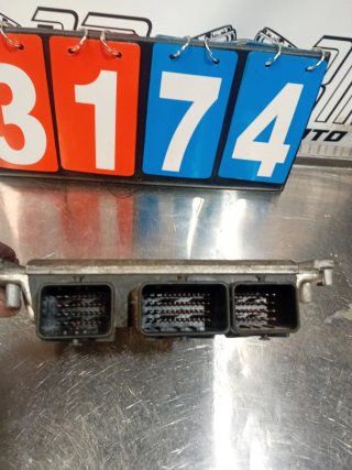 Centralita Citroen C5 2.0 HDI RHZ 0281011524
