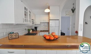 Piso en venta en Salatar en Roses