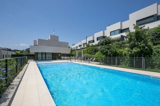 Casa adosada en alquiler en Finestrelles en Esplugues de Llobregat