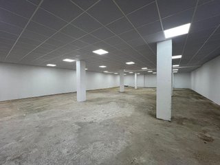 Local comercial en venta en Nueva Alcalá en Alcalá de Guadaira
