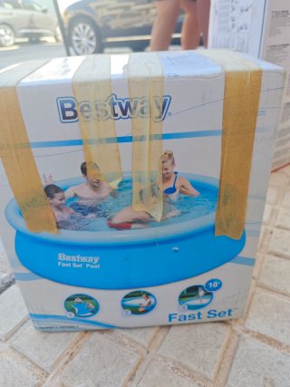 Piscina hinchable fútbol Intex