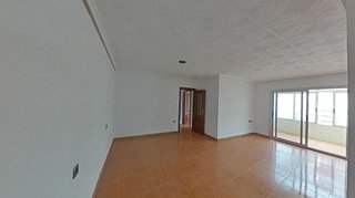 Piso en venta en Ciutat Fallera en Valencia