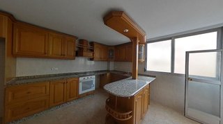 Piso en venta en Ciutat Fallera en Valencia