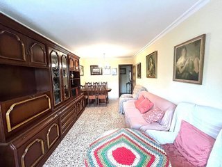Piso en venta en Carolinas Altas en Alicante