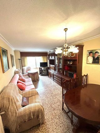 Piso en venta en Carolinas Altas en Alicante