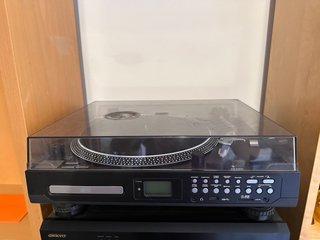 Equipo Hi-Fi Onkyo y Tocadiscos