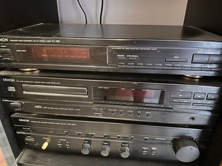 Equipo Hi-Fi Onkyo y Tocadiscos