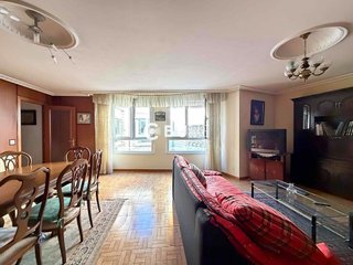 Piso en venta en Casco Antiguo en León