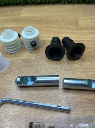 Fijación oculta para sanitarios Fischer