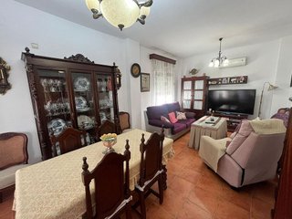 Chalet en venta en Pilas