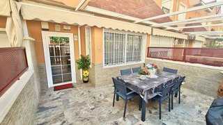 Casa adosada en venta en Ciutat Universitària en Elche