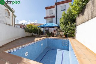 Casa pareada en venta en Residencial Triana - Barrio Alto en Gabias (Las)