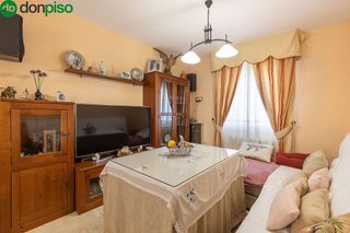 Casa pareada en venta en Residencial Triana - Barrio Alto en Gabias (Las)