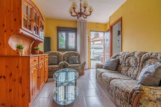 Casa adosada en venta en Proaza