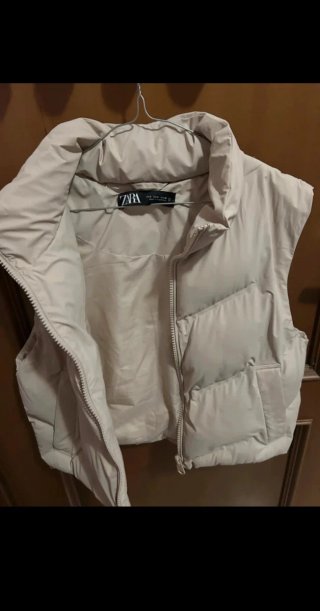 Gilet imbottito Zara beige taglia S