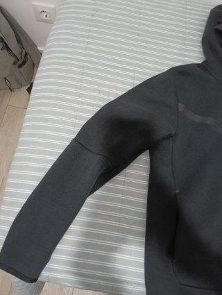 Nike Tech Fleece Sudadera Negra con Capucha