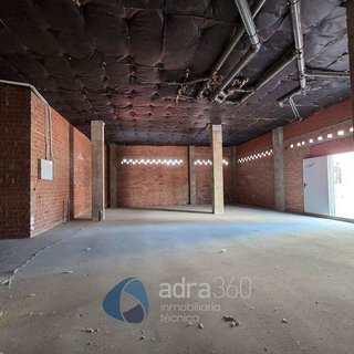 Local comercial en venta en Portillejo - Valdegastea en Logroño