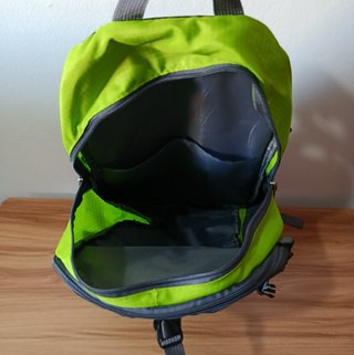 Mochila senderismo 35L verde nueva