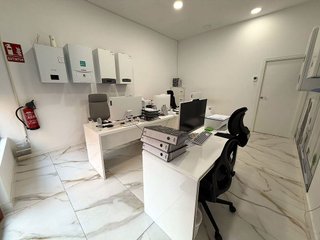 Local comercial en venta en Pryconsa - Poligono Europa en Alcalá de Henares