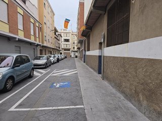 Local comercial en venta en Zona Llombai en Burriana