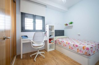 Piso en venta en Colores - Entreparques en Sevilla